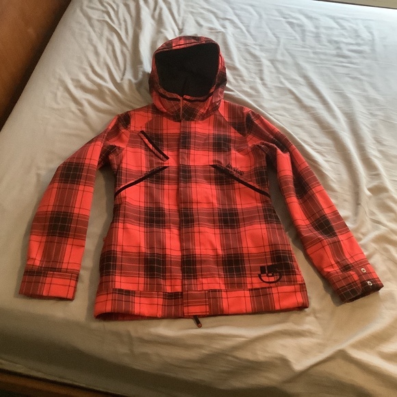 Burton Ruby Red Ski and Snowboard Jacket - Picture 1 of 8